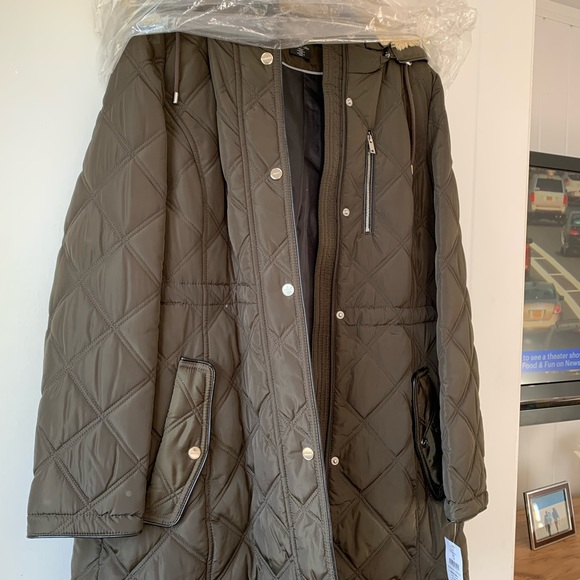 DKNY cinched waist coat - Picture 2 of 4